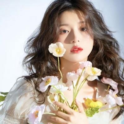 终末的女武神海报